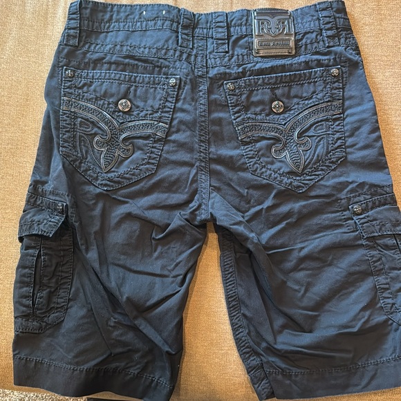 Men’s Rock Revival Cargo Shorts - Picture 3 of 4